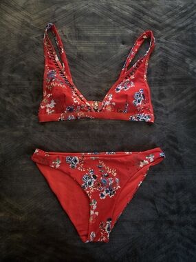 Cupshe Red Floral Triangle Bikini Set